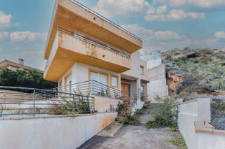 Chalet  C/ las higueras. Solvia inmobiliaria  chalet independiente vícar