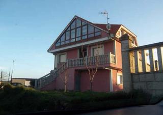 Maison jumelée  Campara. Solvia inmobiliaria  chalet adosado ponteceso