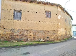 Casa aparellada  Astorga. Solvia inmobiliaria  chalet adosado san justo de la vega