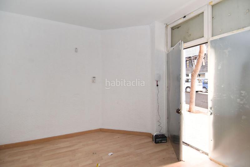 Foto 92401c20-4f60-4cd8-abd2-d6102603b8d3. Local comercial a Baix Guinardó Barcelona