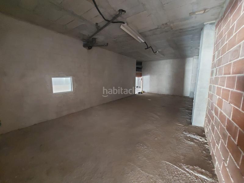 Foto 46611fd8-7bf3-47aa-b669-bf95ad81cfb1. Local commercial dans Benipeixcar - El Raval Gandia