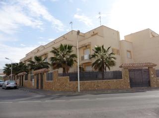 Dúplex  C/ cementerio. Solvia inmobiliaria  dúplex águilas
