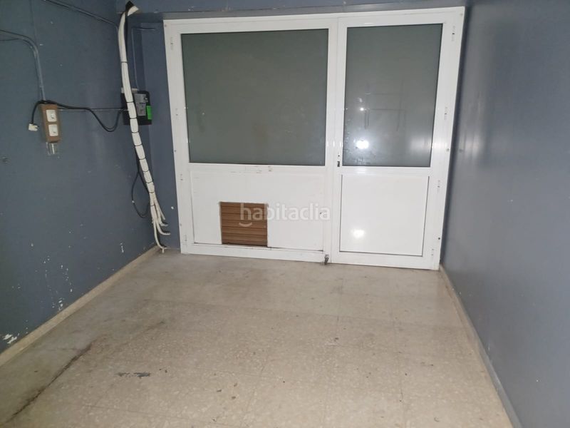 Foto 16983f3a-a4be-4a30-86cc-df8f8346e58a. Local comercial a Centre Cornellà de Llobregat