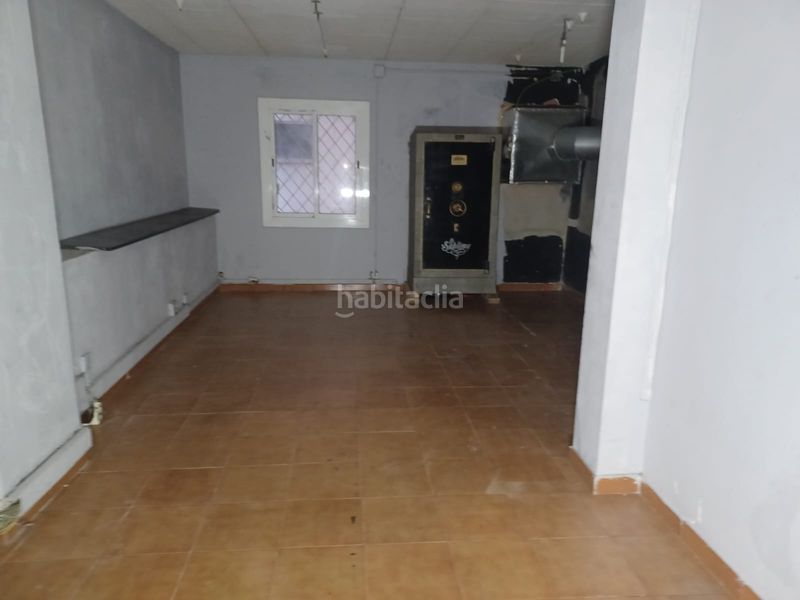 Foto 59a008eb-7693-41c5-8536-e4d087b60469. Local comercial a Centre Cornellà de Llobregat