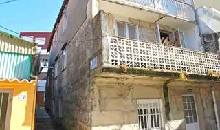 Casa aparellada  Senen sobral. Solvia inmobiliaria  chalet adosado pontevedra