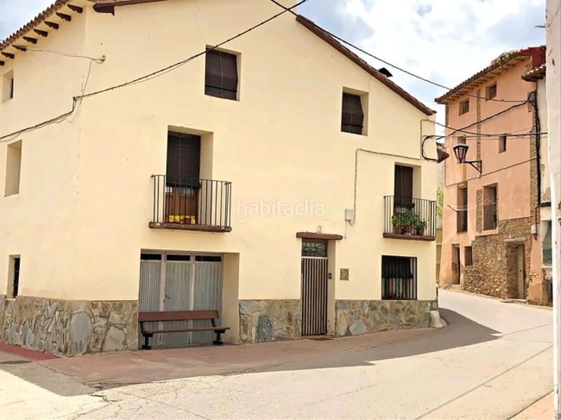 Foto 6f840601-c7f0-40aa-8048-92c6bfaa6d19. Casa aparellada a Torrellas