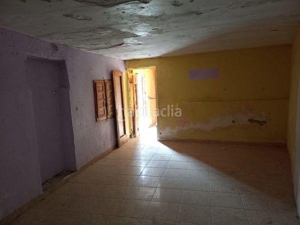 Foto 479bb48a-4e89-4e5b-88ee-f9850a63c6f6. Casa aparellada a Lumpiaque