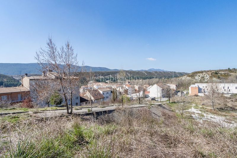 Foto e5e97fa2-3f0f-43fe-bc9f-4c7771bd0d10. Finca rústica a Sabiñánigo centro - aurín Sabiñánigo