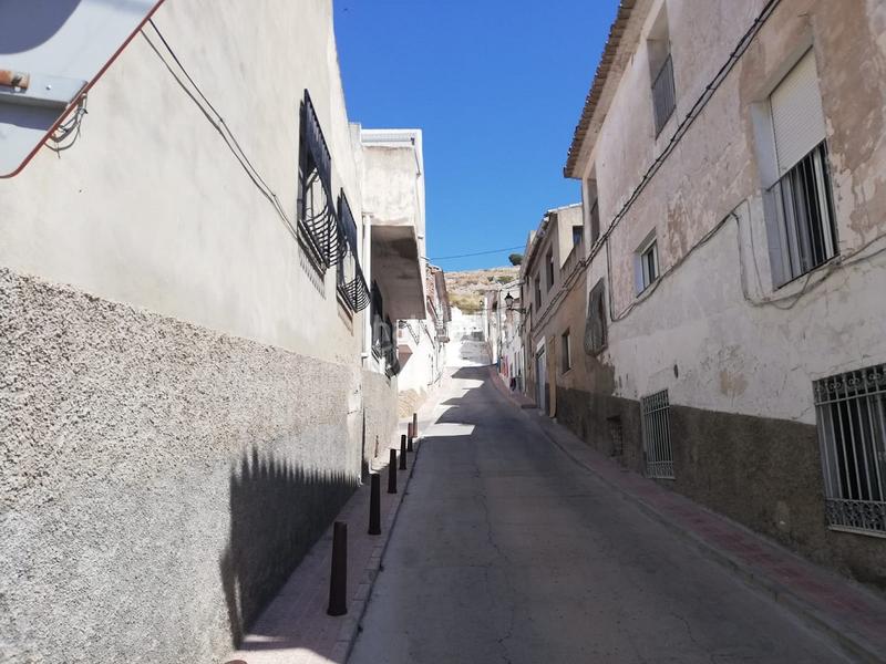 Foto ecdbd0a3-6b27-4c75-83b2-23b2abb0af5c. Casa pareada solvia inmobiliaria chalet adosado en Sax