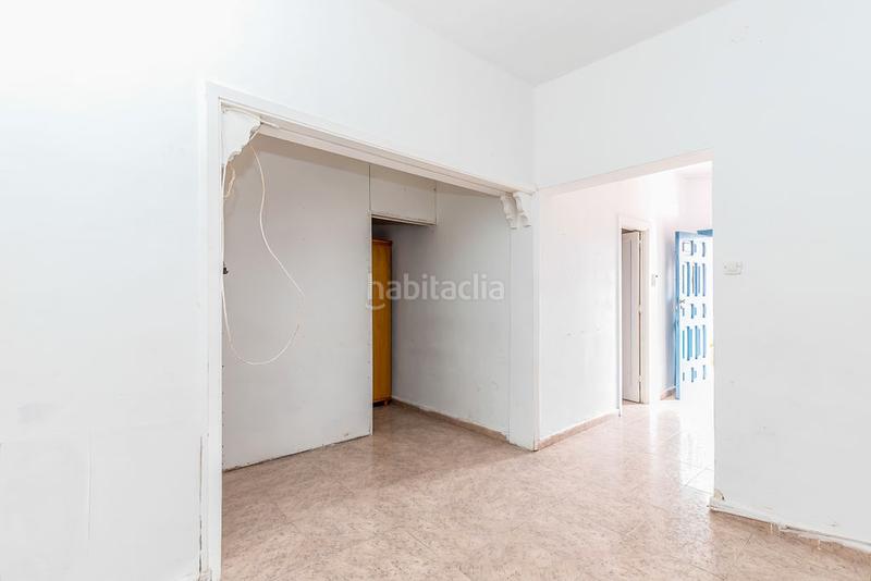 Foto 6b753bd3-fb17-4ec8-a4a2-0e713e05df55. Towny house in Llano del Moro Santa Cruz de Tenerife