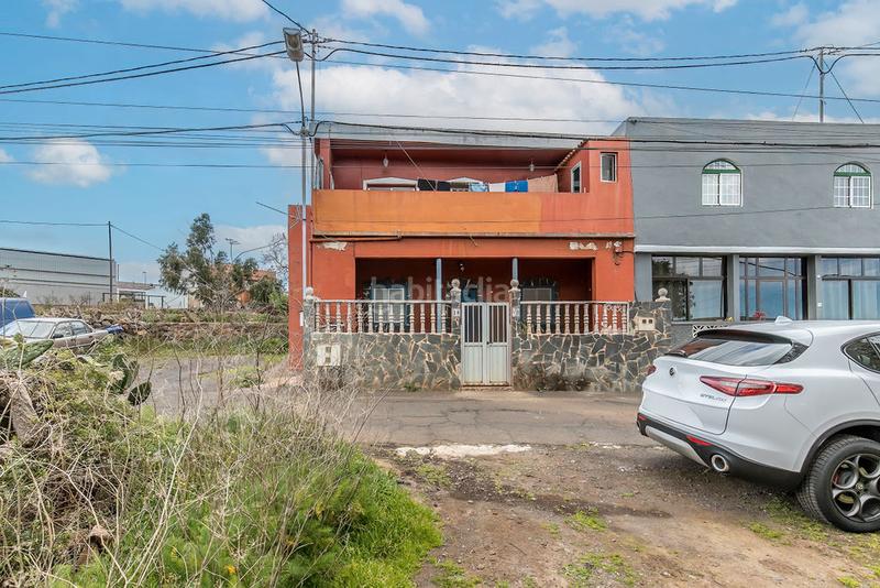 Foto d80b1d81-e65f-4936-81fd-f1262e42b23d. Towny house in Llano del Moro Santa Cruz de Tenerife