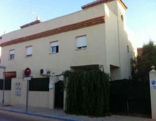 Casa aparellada  Virgen de los reyes. Solvia inmobiliaria  chalet adosado bollullos de la mitación
