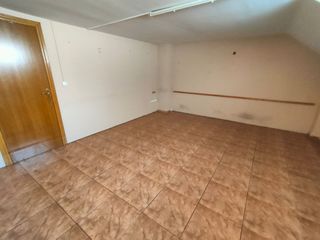 Business premise  C/ vicente blasco ibáñez. Solvia inmobiliaria  locales segorbe