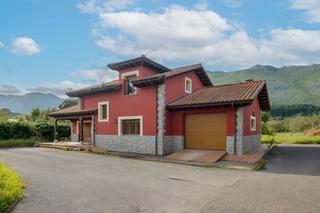Xalet  Lg camango. Solvia inmobiliaria  chalet independiente ribadesella