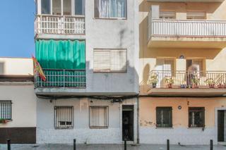 Appartement  C/ ruperto chapí. Solvia inmobiliaria  piso badalona