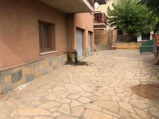 Local commercial  C/ alfons xiii. Solvia inmobiliaria  locales parets del vallès