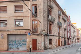 Locale commerciale  C/ sant carles i  y c/ san josep. Solvia inmobiliaria  locales reus