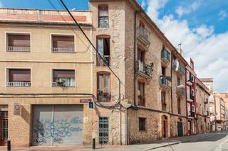 Locale commerciale  C/ sant carles i  y c/ san josep. Solvia inmobiliaria  locales reus
