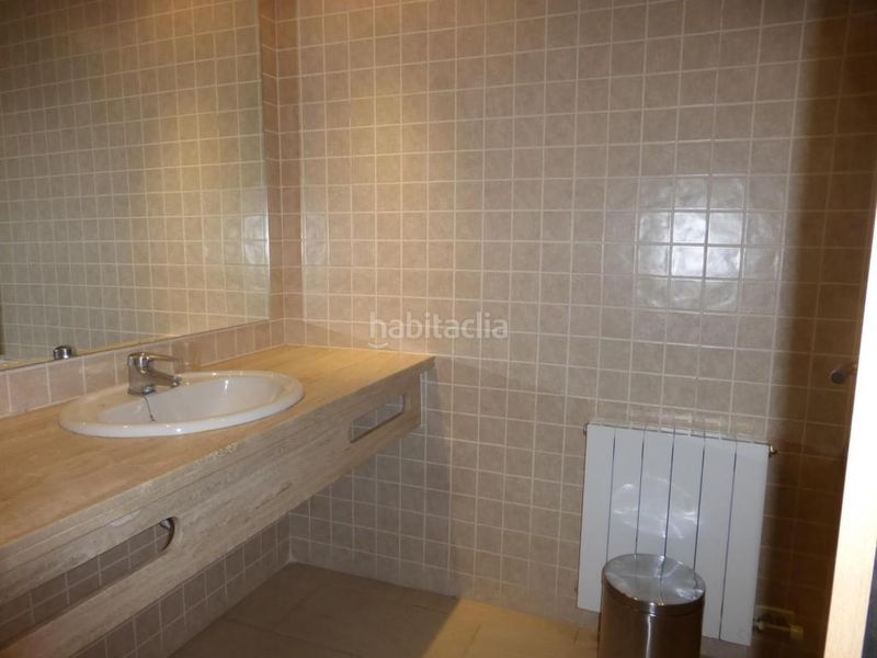 Foto 2d018852-8da1-40c2-9d59-9bb427dc4714. Apartament amb aparcament a Molina (La)