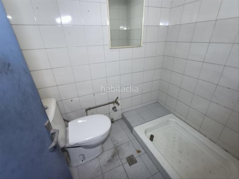 Foto edbfbbc8-ed5d-4a46-9bc7-0f13d0357b45. Lloguer local comercial a La Bordeta Lleida