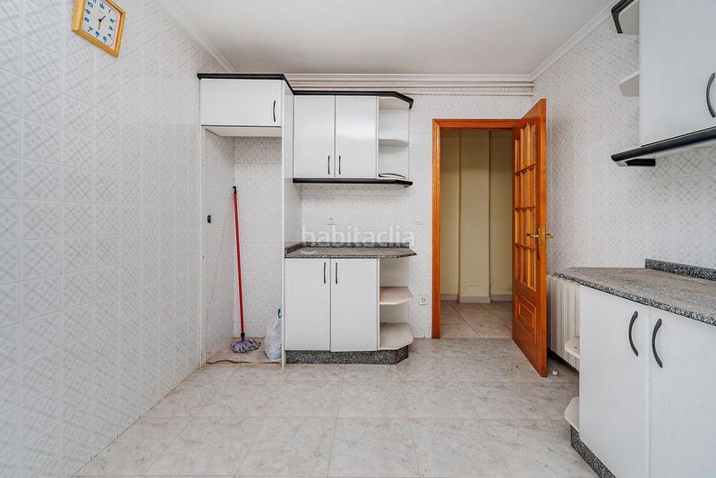 Foto f65f2301-7bce-4c9f-8663-643d2203c6e0. Appartement dans Flores de Sil - La Placa Ponferrada