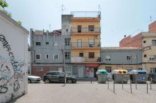 Pis  C/ sequía. Solvia inmobiliaria  piso canovelles