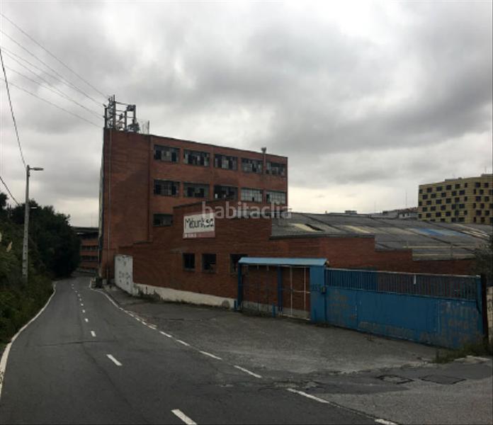 Foto c6ea73ca-bf93-4f47-8b04-4e2cc7f21167. Capannone industriale in Cruces Barakaldo
