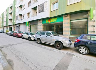 Local Comercial  C/ joan maragall. Solvia inmobiliaria  locales palamós