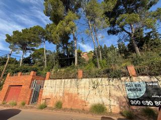 Finca rústica  Abadia de montserrat. Solvia inmobiliaria  solares pallejà