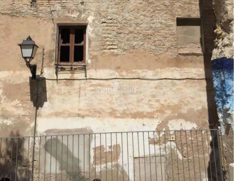 Foto 70d5b84c-3b8a-4e04-a171-4f8ede0d3440. Chalet solvia inmobiliaria casa en Centre Tortosa