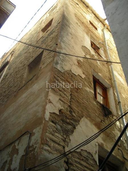 Foto 9646abd5-f84a-4d83-b00f-7af6306ceebf. Chalet solvia inmobiliaria casa en Centre Tortosa