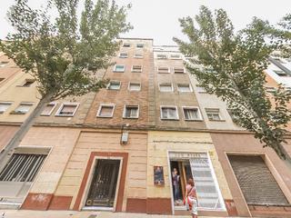 Etagenwohnung  Travau. Solvia inmobiliaria  piso barcelona