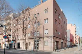 Pis  C/ baldomer sola. Solvia inmobiliaria  piso badalona