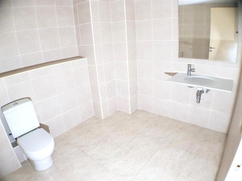 Foto 38233c37-7838-4aba-b5d8-9bfe42c3fdb5. Local comercial solvia inmobiliaria locales en Centre - Passeig i Rodalies Manresa