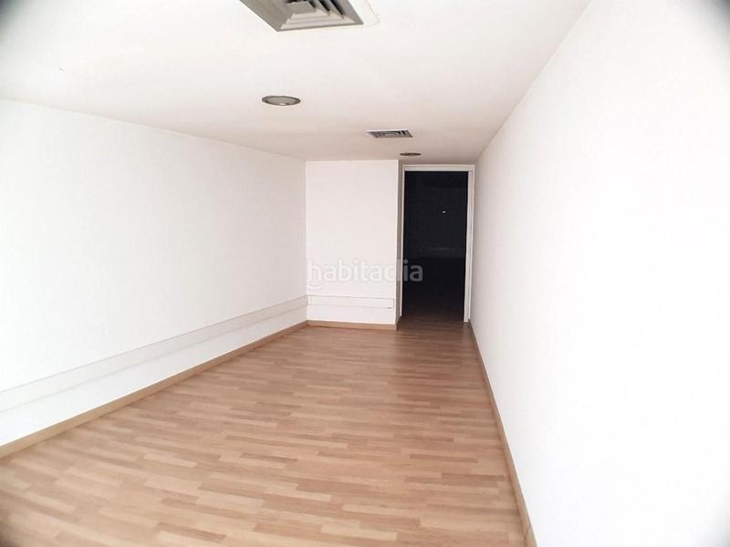 Foto a2d8c9d9-199c-44fe-a11f-56cd3e63fc95. Local comercial solvia inmobiliaria locales en Centre - Passeig i Rodalies Manresa