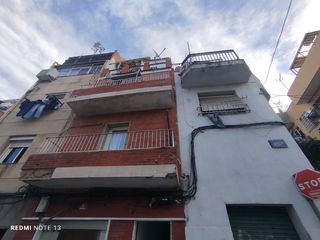 Piso  C/ mozart. Solvia inmobiliaria  piso badalona