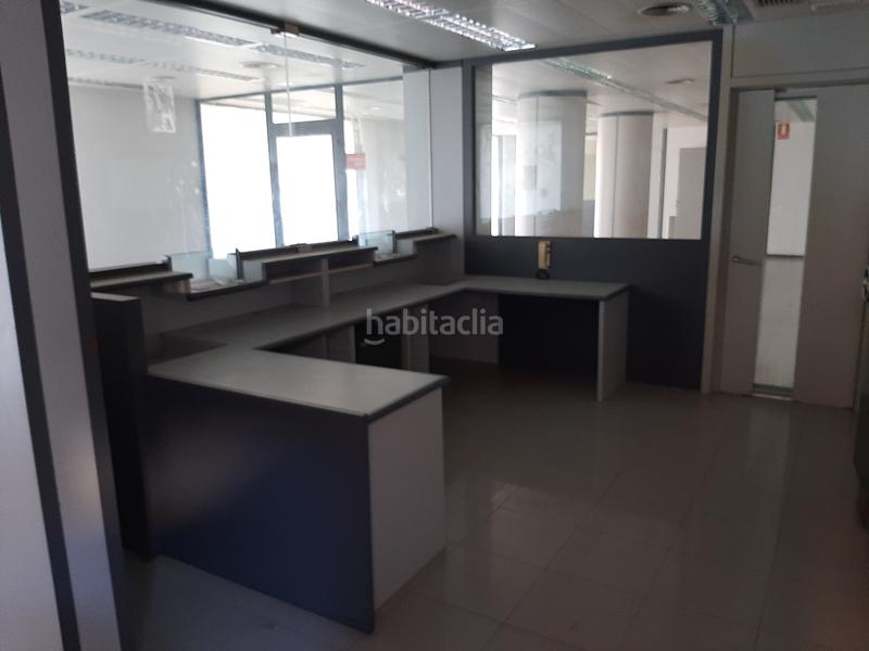 Foto 31b0e326-f1ee-4a71-aeb6-e9a08e79e994. Local commercial dans La Miranda Esplugues de Llobregat