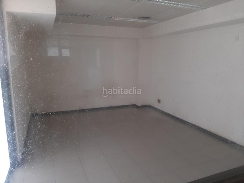 Foto b348a613-d12a-40d7-9903-3a6be2e57711. Local commercial dans La Miranda Esplugues de Llobregat