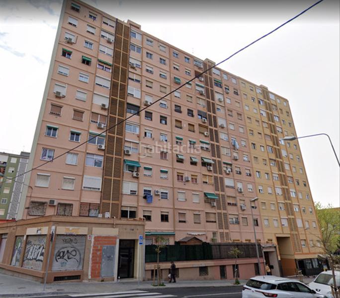 Foto 4c7377a6-e178-4eab-9b48-c2eee8b7611d. Local comercial a Santa Eulàlia Hospitalet de Llobregat (L´)