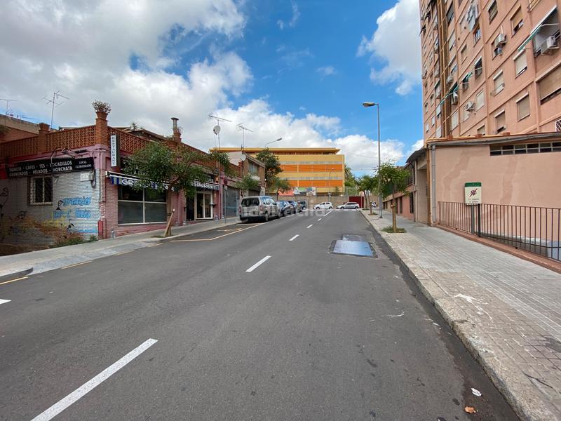 Foto c3ca52a2-90d1-421c-ae88-8066d2512594. Local comercial a Santa Eulàlia Hospitalet de Llobregat (L´)