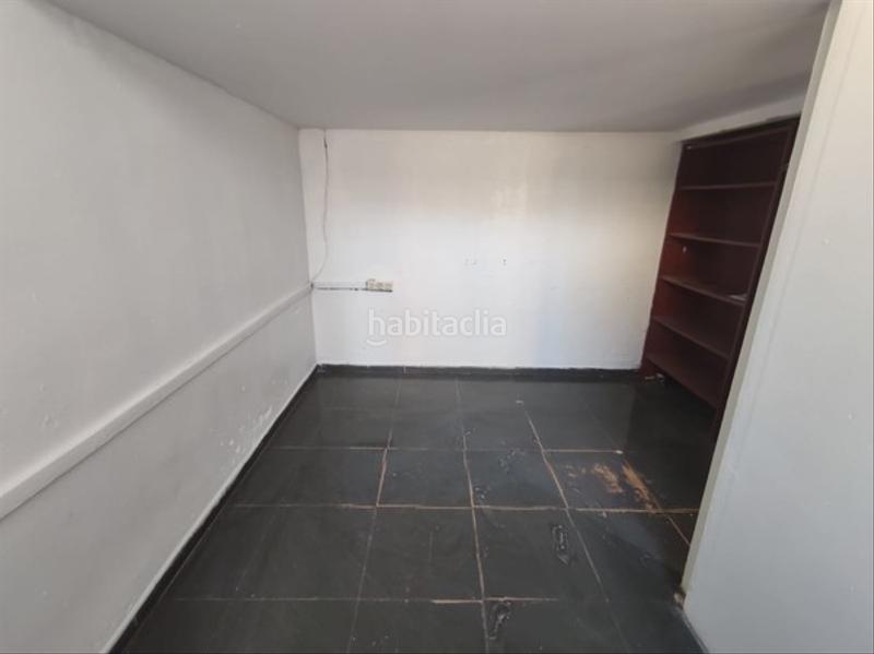 Foto e231b811-7644-40db-bc71-e2d425acd365. Local comercial a Santa Eulàlia Hospitalet de Llobregat (L´)