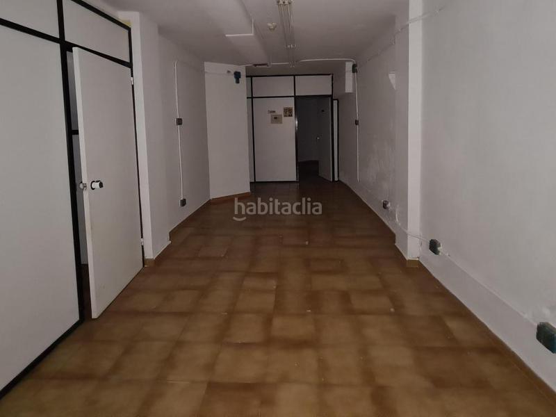 Foto 21ea94d8-e38a-4413-a999-23cac82e8a1e. Local comercial a Riu Nord Santa Coloma de Gramenet