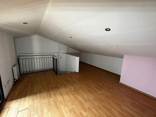 Casa aparellada  Gorina i pujol. Solvia inmobiliaria  chalet adosado sabadell
