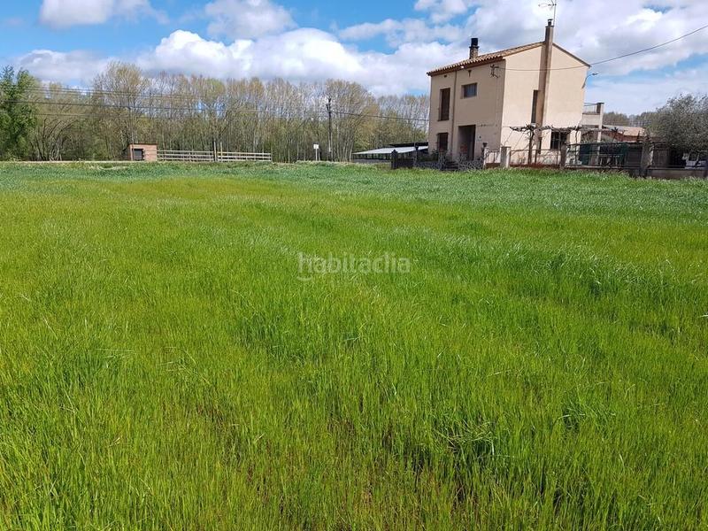 Foto b5c68e31-9c30-434a-a647-c7f3b3300a79. Finca rústica solvia inmobiliaria suelo urbanizable en Bescanó