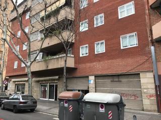 Local Comercial  Av marqués de montroig. Solvia inmobiliaria  locales badalona