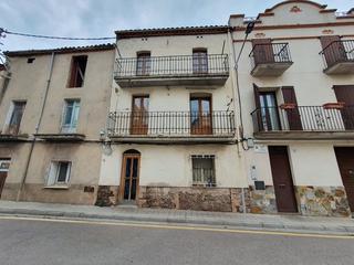 Pis  C/ castell. Solvia inmobiliaria  piso balsareny