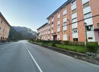 Pis  Casas de hunosa. Solvia inmobiliaria  piso foz la