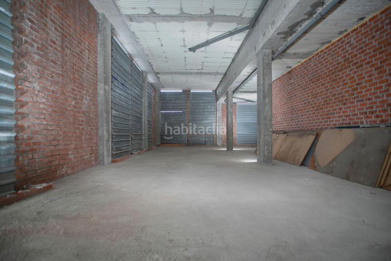 Foto 0ed2270c-10e3-442c-b380-20c7a5e77f18. Local comercial a Someso - Matogrande Coruña (A)