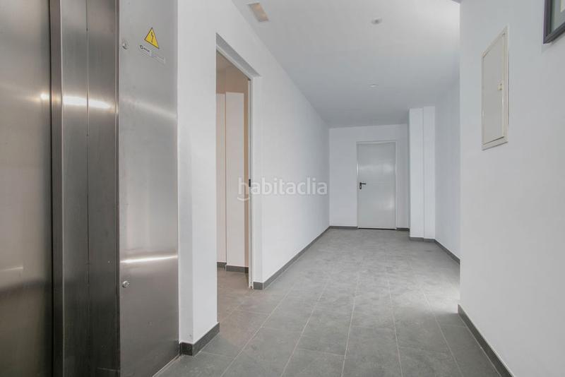 Foto 39703bf9-0f35-442d-92c8-43650d653796. Local comercial a Someso - Matogrande Coruña (A)