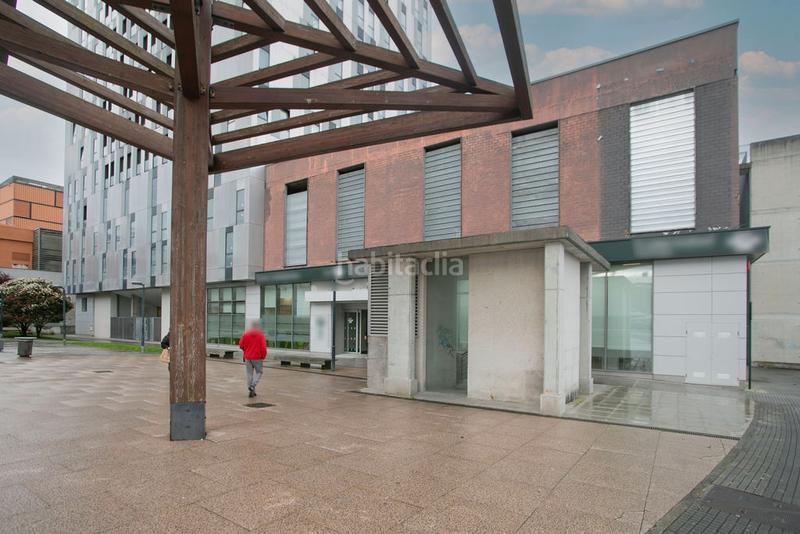 Foto 3f775c9b-d2fc-4986-96e3-bc172694d11b. Local comercial a Someso - Matogrande Coruña (A)